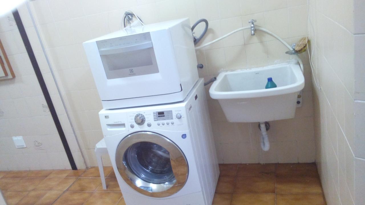 Apartamento Frente Para O Mar ,50 M Da Praia , Ar Condicionado Todos Quartos Guarujá Kültér fotó